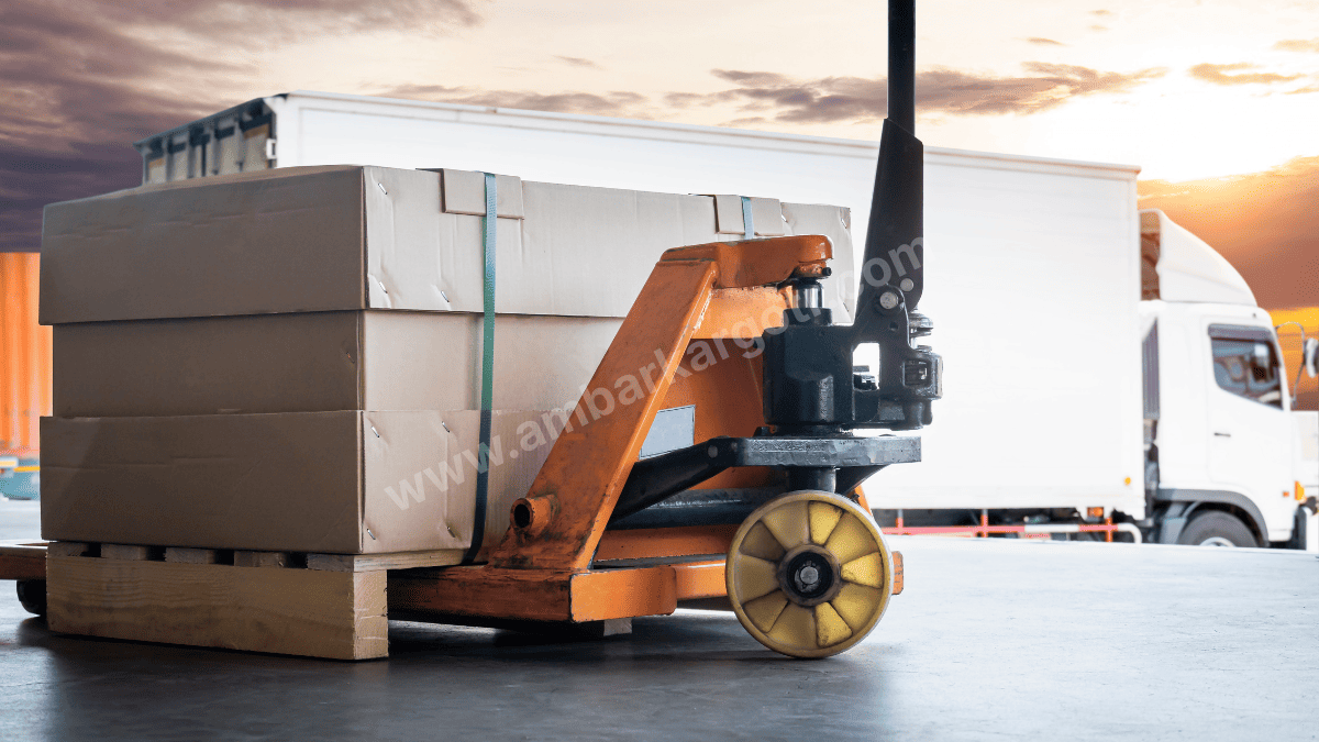 Tuzlukçu Paletli Yük Taşıma